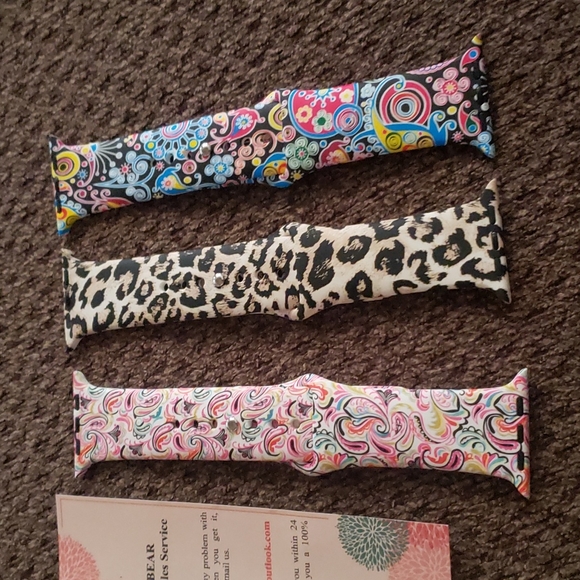 Floral Apple Watch Bands (Set of 3) - Picture 4 of 7